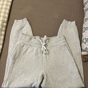 Lululemon Scuba Jogger Gray 6